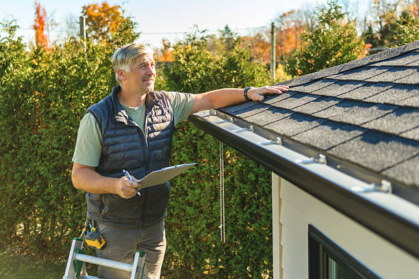 Professional Roofing technician working in Killarney, FL
